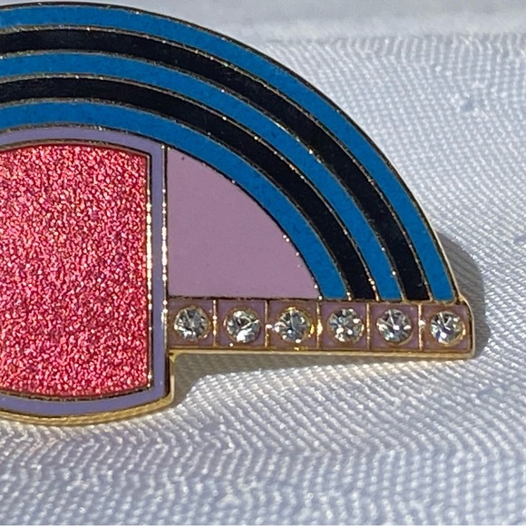 Isle of Skye Clear Rhinestone Abstract Gold Tone Signed Brooch Pin - Picture 5 of 12